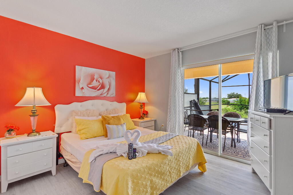 Real Estate agents professional photography sells your Haines City home